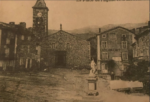 carte postale monument au mort.jpg